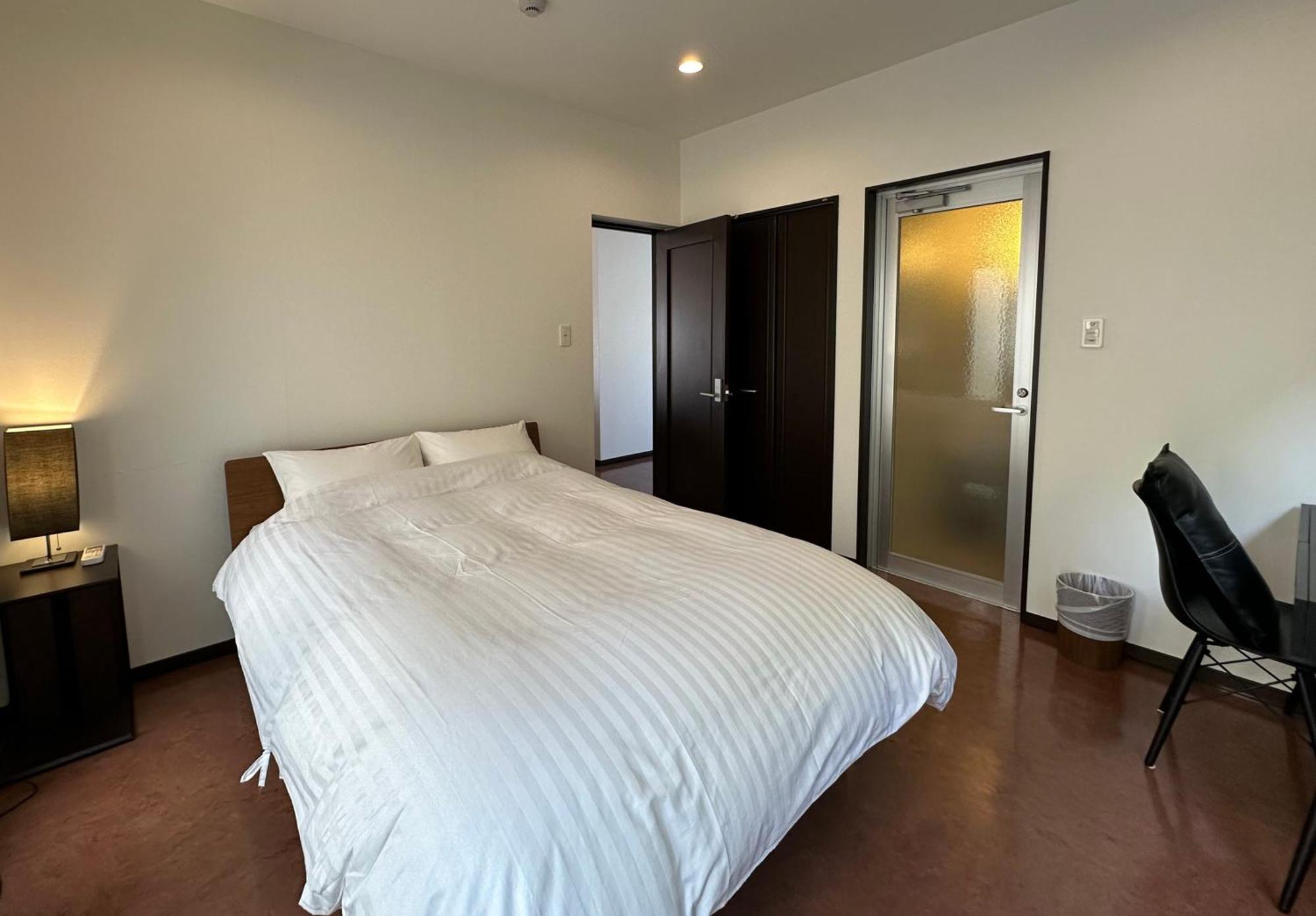 Ferienwohnung White Reef Uruma Exterior foto