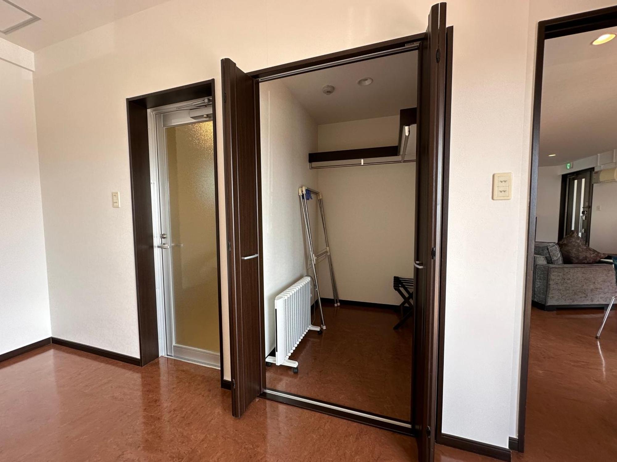 Ferienwohnung White Reef Uruma Exterior foto